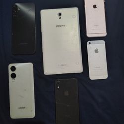 Cell Phone Bundle 