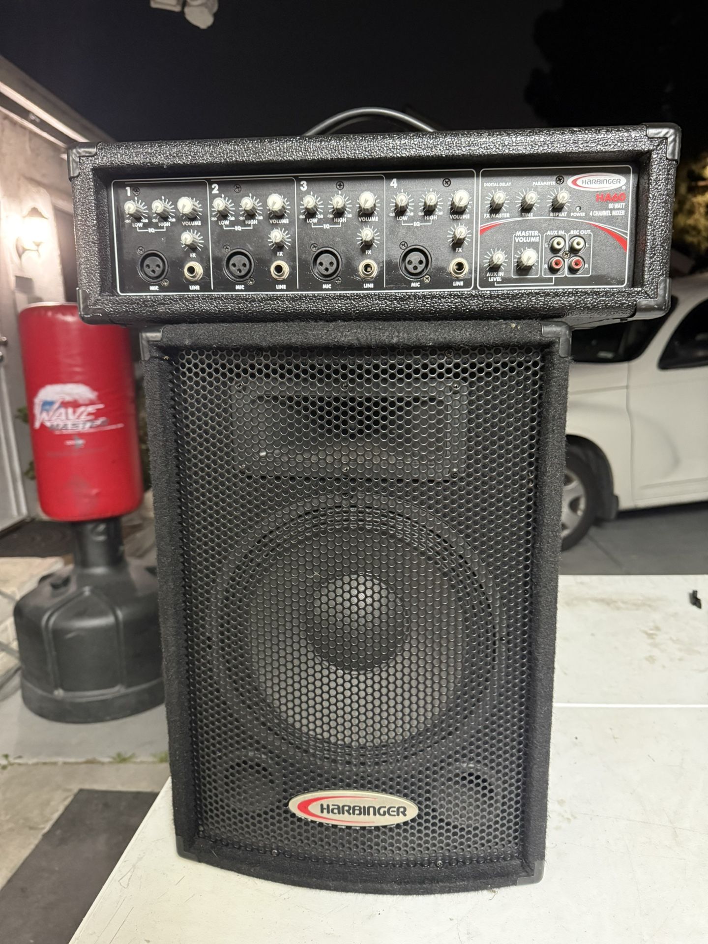 Harbinger HA60 PA System β Powered Mixer + 10" Speaker Set