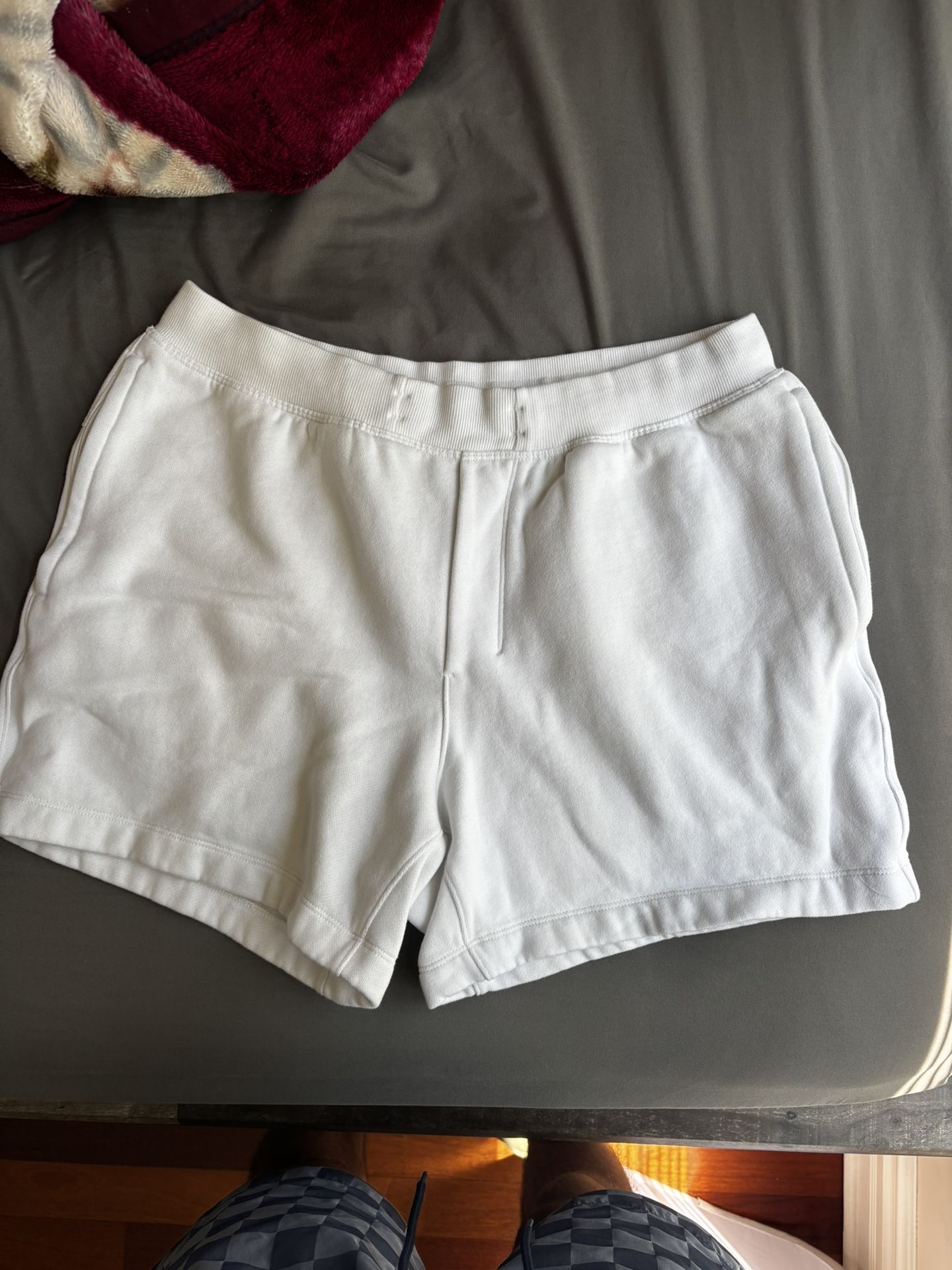 Lululemon Steady State Shorts 5” (Size L) – White