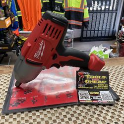 Milwaukee M18 18V Lithium-Ion Cordless 1/2 in. Impact Wrench W/ Friction Ring (Tool-Only)