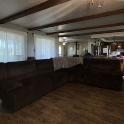 Section Couch W/recliners