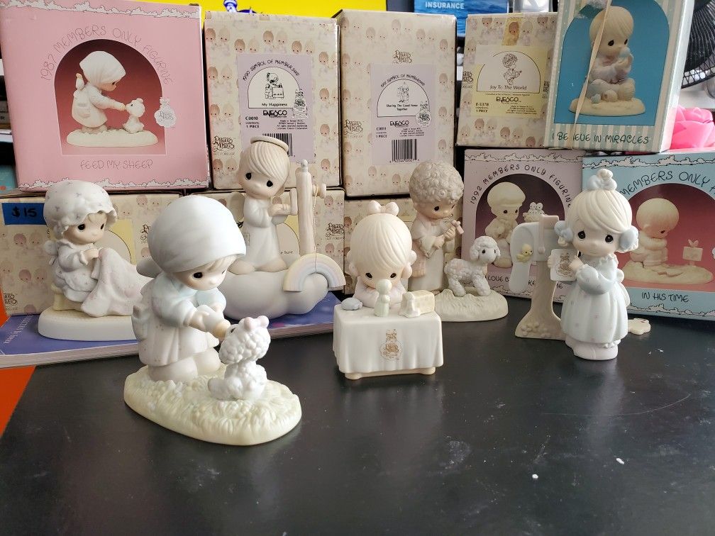 Precious Moments Figures