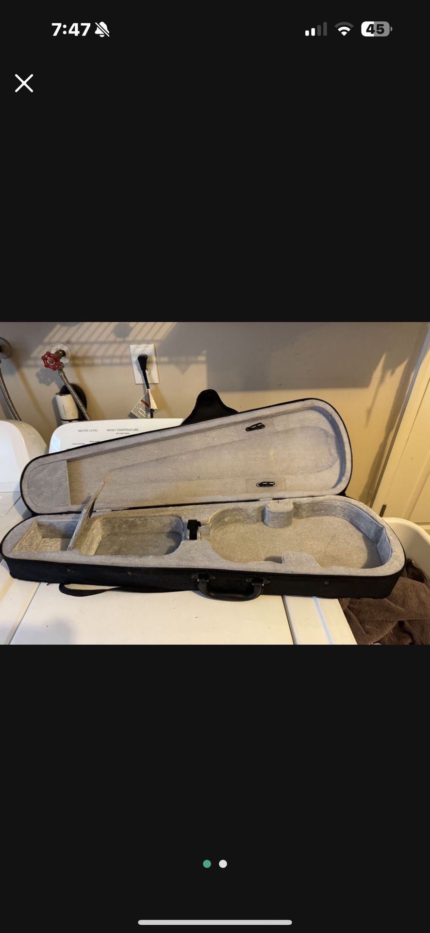 Nice 4/4 Violin Case, Black Soft Outside Cushioned Inside Like