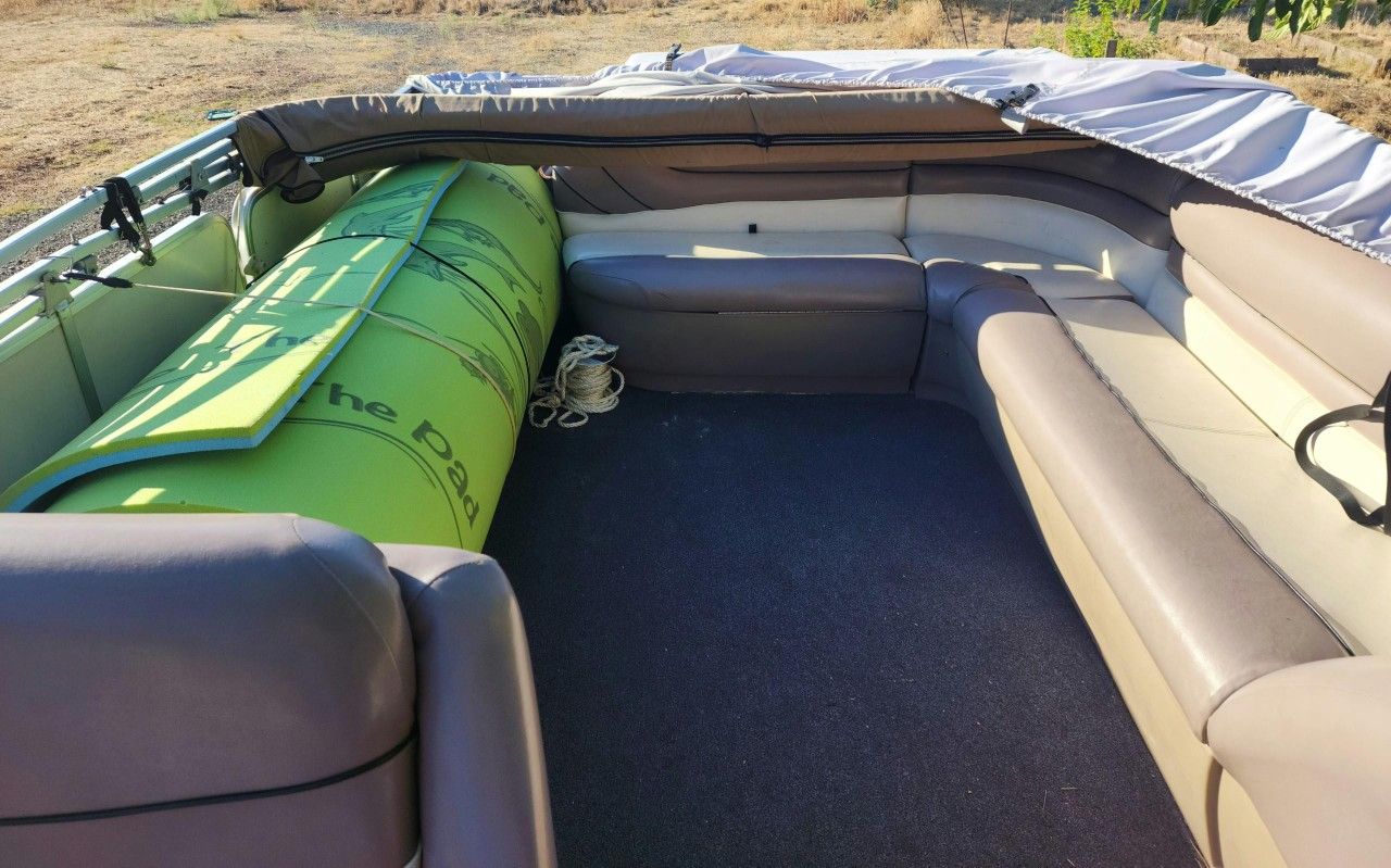 2001 Sun Tracker Pontoon 27ft for Sale in Sacramento, CA OfferUp