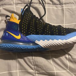 Lebron 18 Lakers Home for Sale in Denver, CO - OfferUp