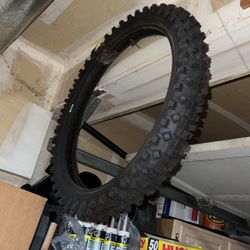 Michelin Cross Competition. 90/90/-21 Dirt Bike Tire. 