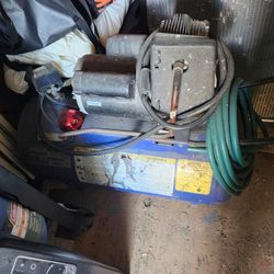 Air Compressor 