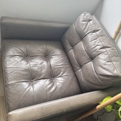 Wide Leather Tuffs Chair
