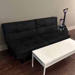 Black Futon 