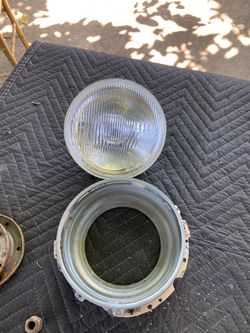 VW H4 headlamp brand new