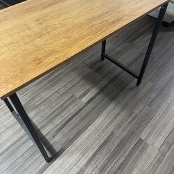 Wood And Mattel Desk Excellent Condishon Pick Up Raseda And Vanowen Trading Offer 40 Inch Long 30 Inch High 20 Inch Deep 