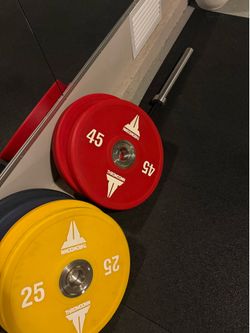 Throwdown Bumper Plates + Olympic Barbell Set (275 lbs) – Like New