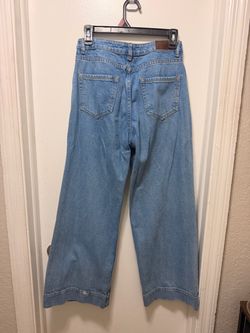 Wide Leg Light Wash Denim Jeans