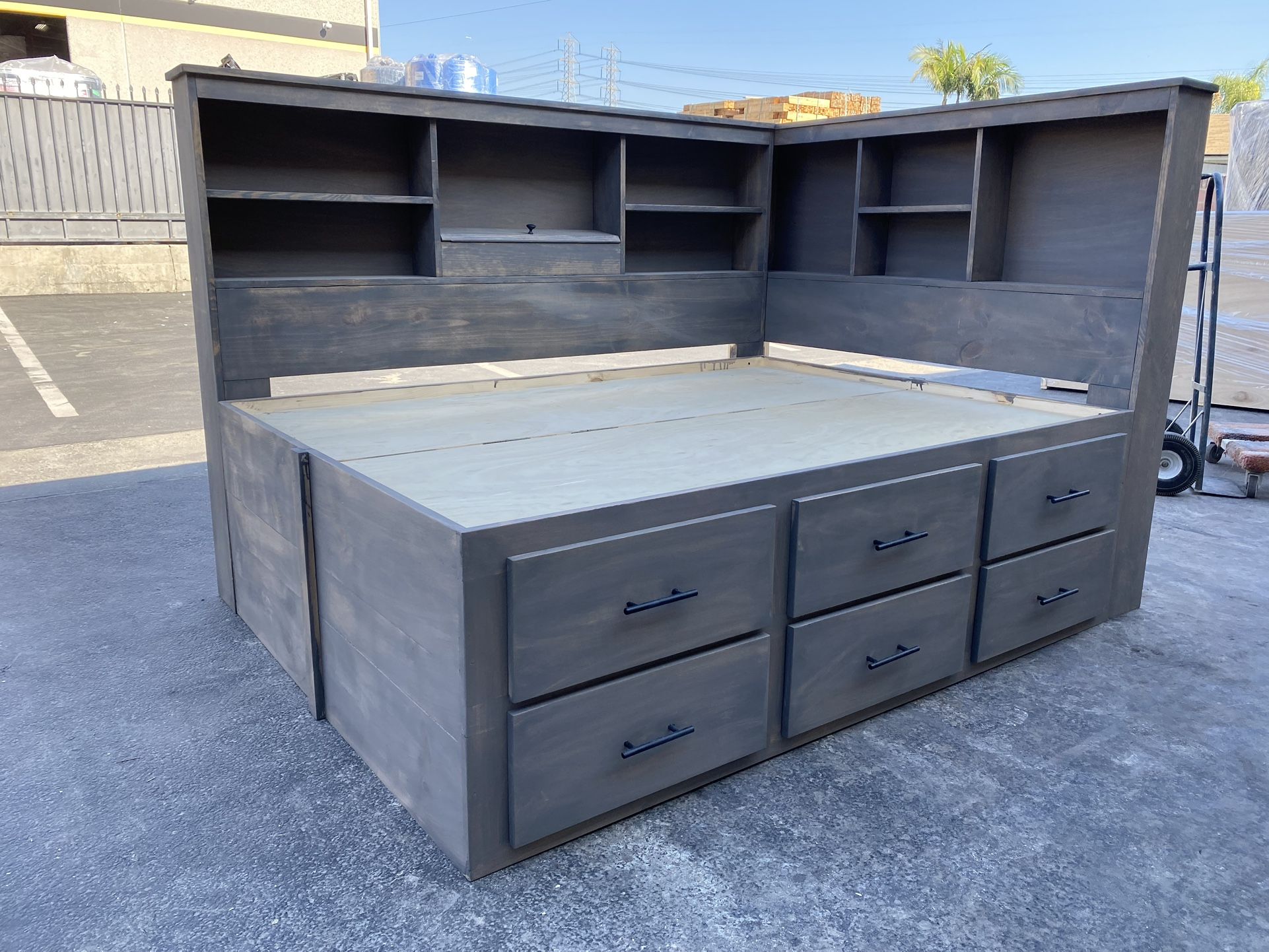 New Queen Size Platform Bed With 6 Storage Drawers And Bookcase ...