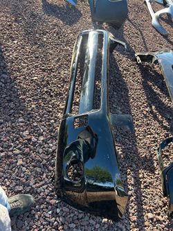 Rav4 2006 to 2008 front bumper cover