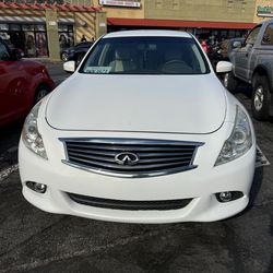 2011 Infiniti G25
