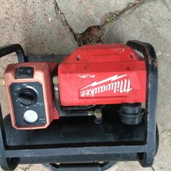 Milwaukee Compressor