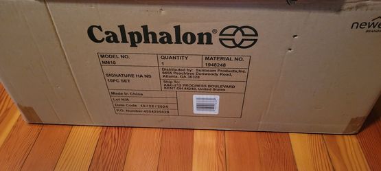 Brand New 10 Piece Calphalon Set
