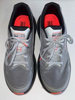 Skechers Men's Skechers Men's Max Cushioning Endeavour - Space Angle Sneaker