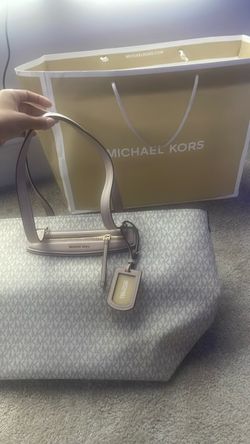Michael kors jet set travel tote bag (bag included )