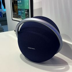 Harmon Kardon Portable Bluetooth Speaker 