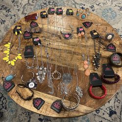 NEW Paparazzi Jewelry Mixed Lot 25 Pieces Necklaces Earrings Bracelets