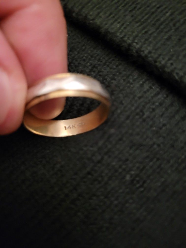 14k gold Ring