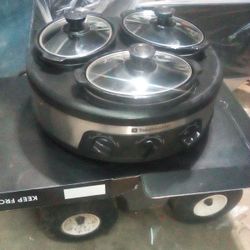 Toastmaster Three pot Cooker
