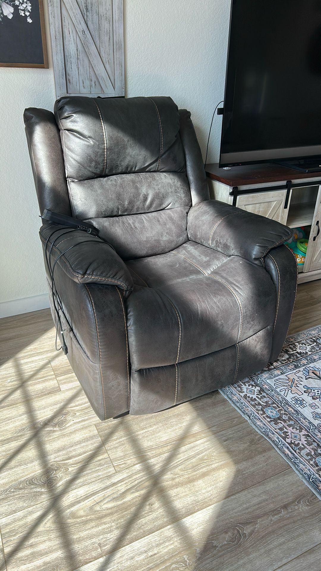 Recliner Chair