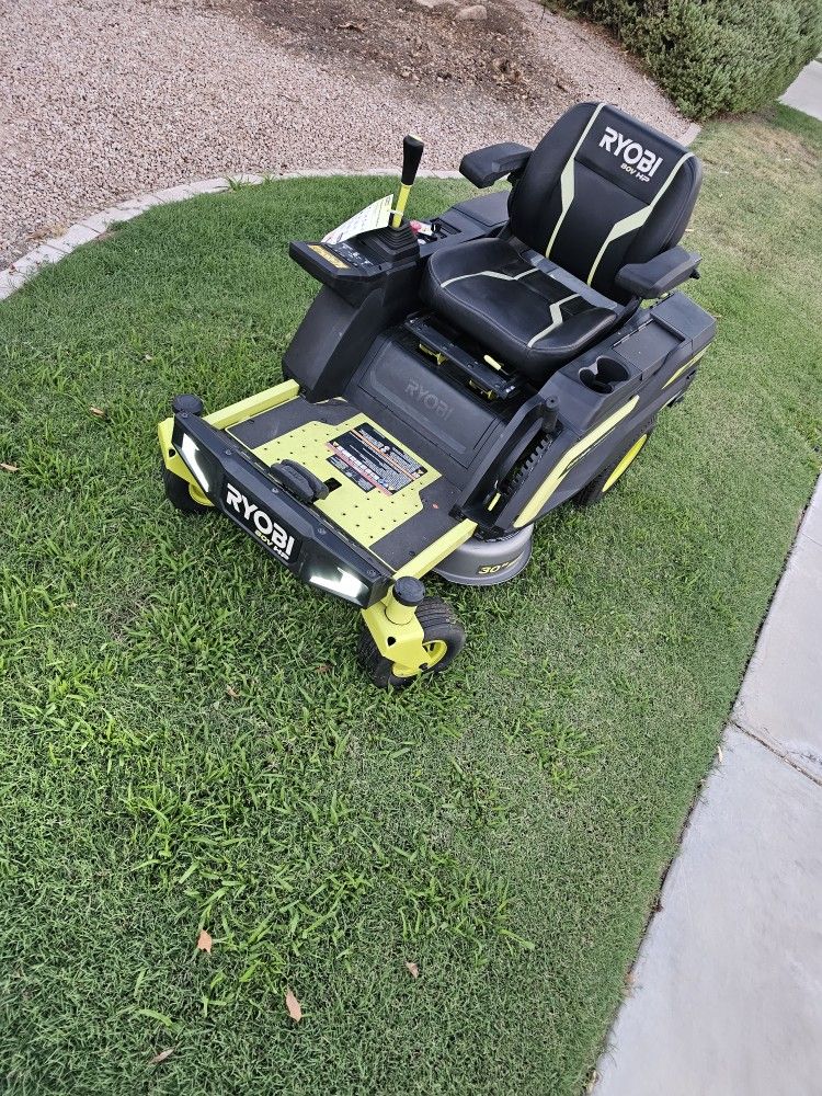 Ryobi 30in. Zero Turn Riding Mower