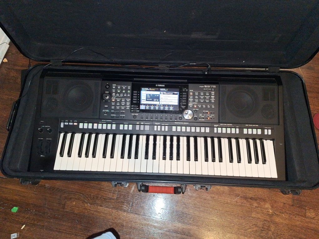 Yamaha Keyboard