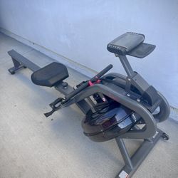 Sunny Hydro Rowing Machine 