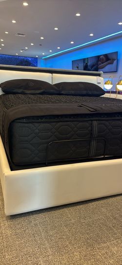 king size brand new beauty, rest, black, soft mattress mattress