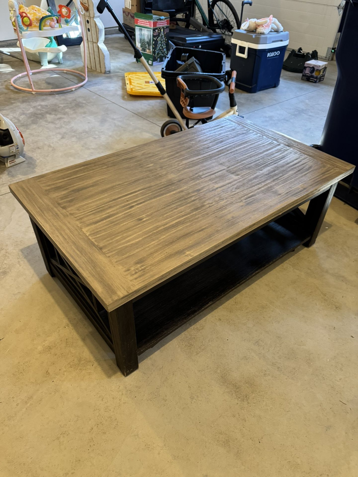 Free - Heatherbrook Coffee Table And Matching Side Table