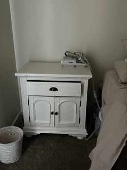 Night stand