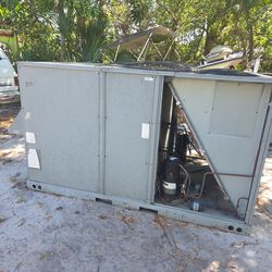 Daikan 12 ton 208/230 3 phase