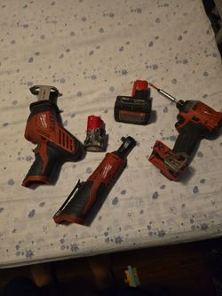 Tools milwaukee 3/8 ratchet