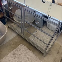 Mirror Dresser 