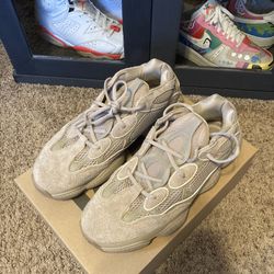 Yeezy 500  Size 10.5 Used 