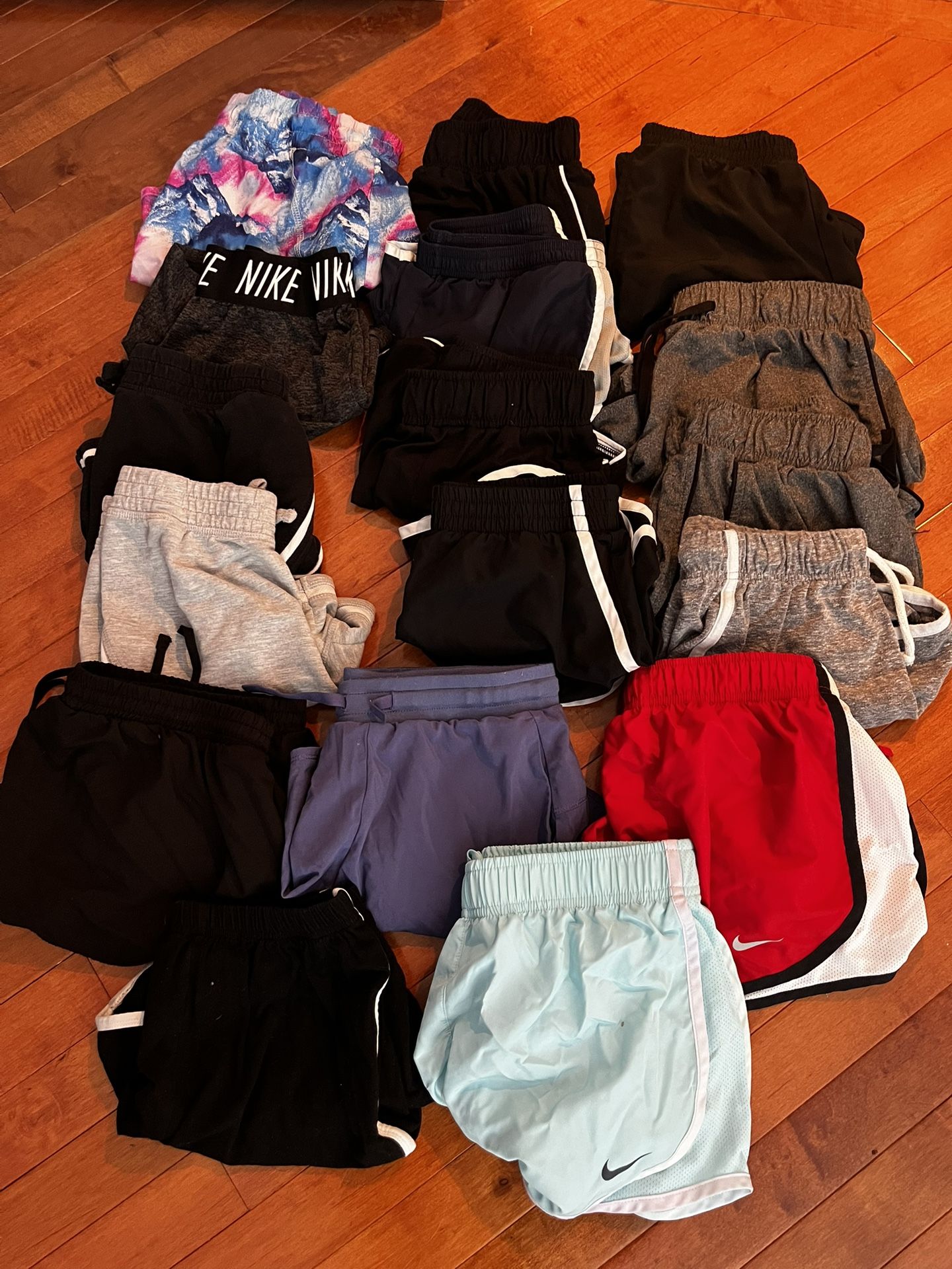 Girls Shorts, Sweatpants and Leggings - Size Small