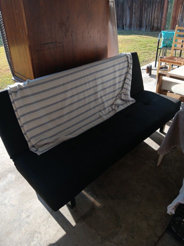 Couch (Futon)