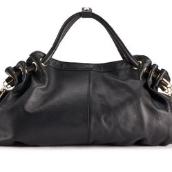 AmeriLeather Musette leather handbag features attractive tassel-rolled handles.