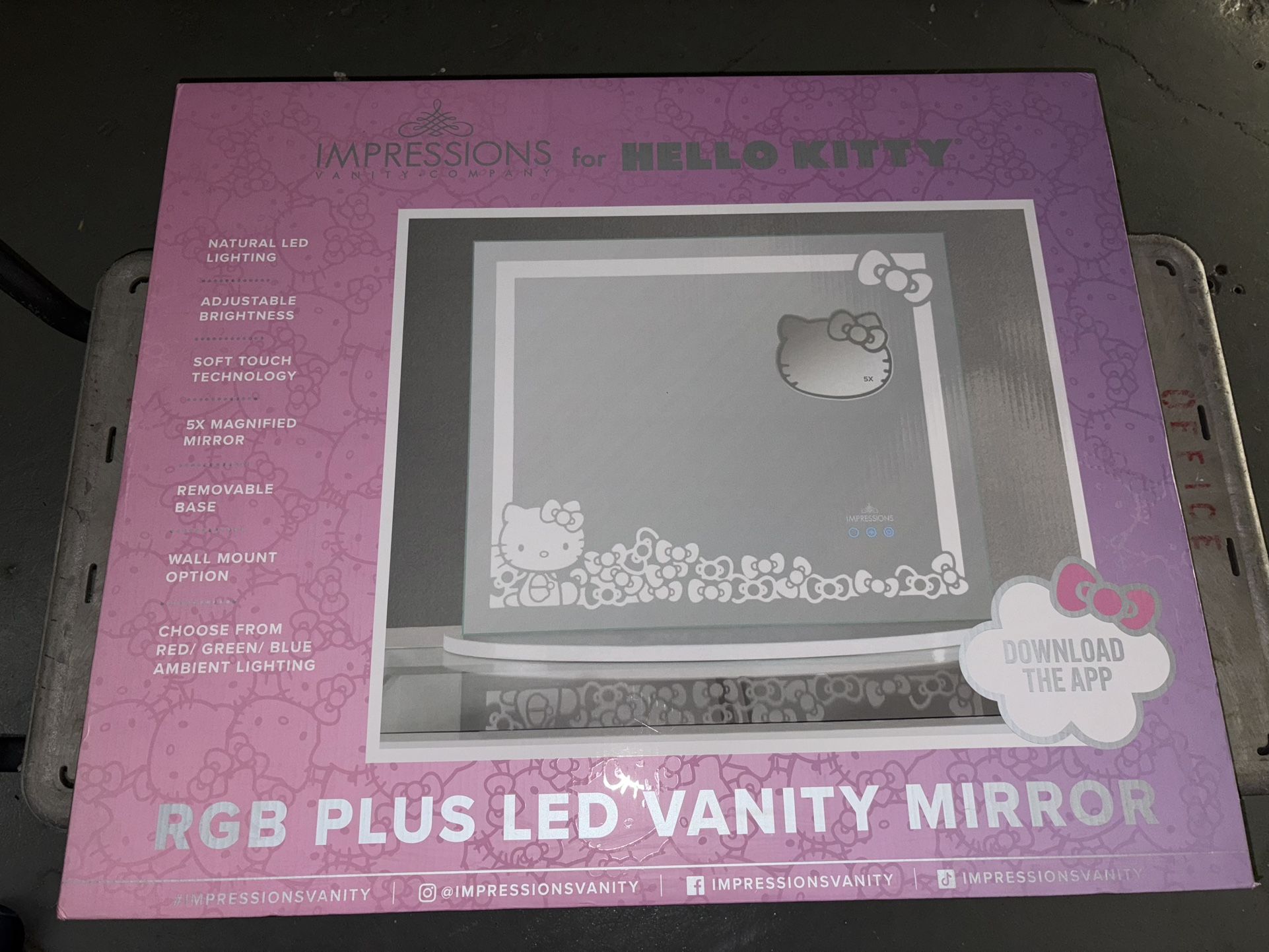 Hello Kitty Impressions Mirror
