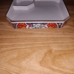 Tray