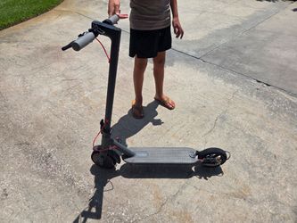 Electric scooter