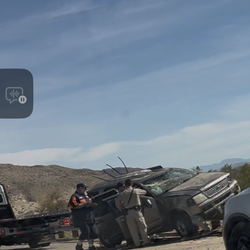 HOMEHIVE Acrylic Jewelry Box Organizer, Clear Jewelry Organizer And Storage With 20 Portable Anti Tarnish Jewelry Bags