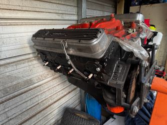 Small block 350 motor
