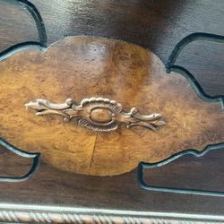 Roos Tudor Style Antique Cedar Chest 