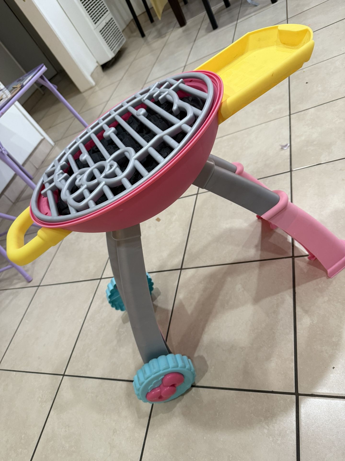 Rare Hello Kitty Play Grill
