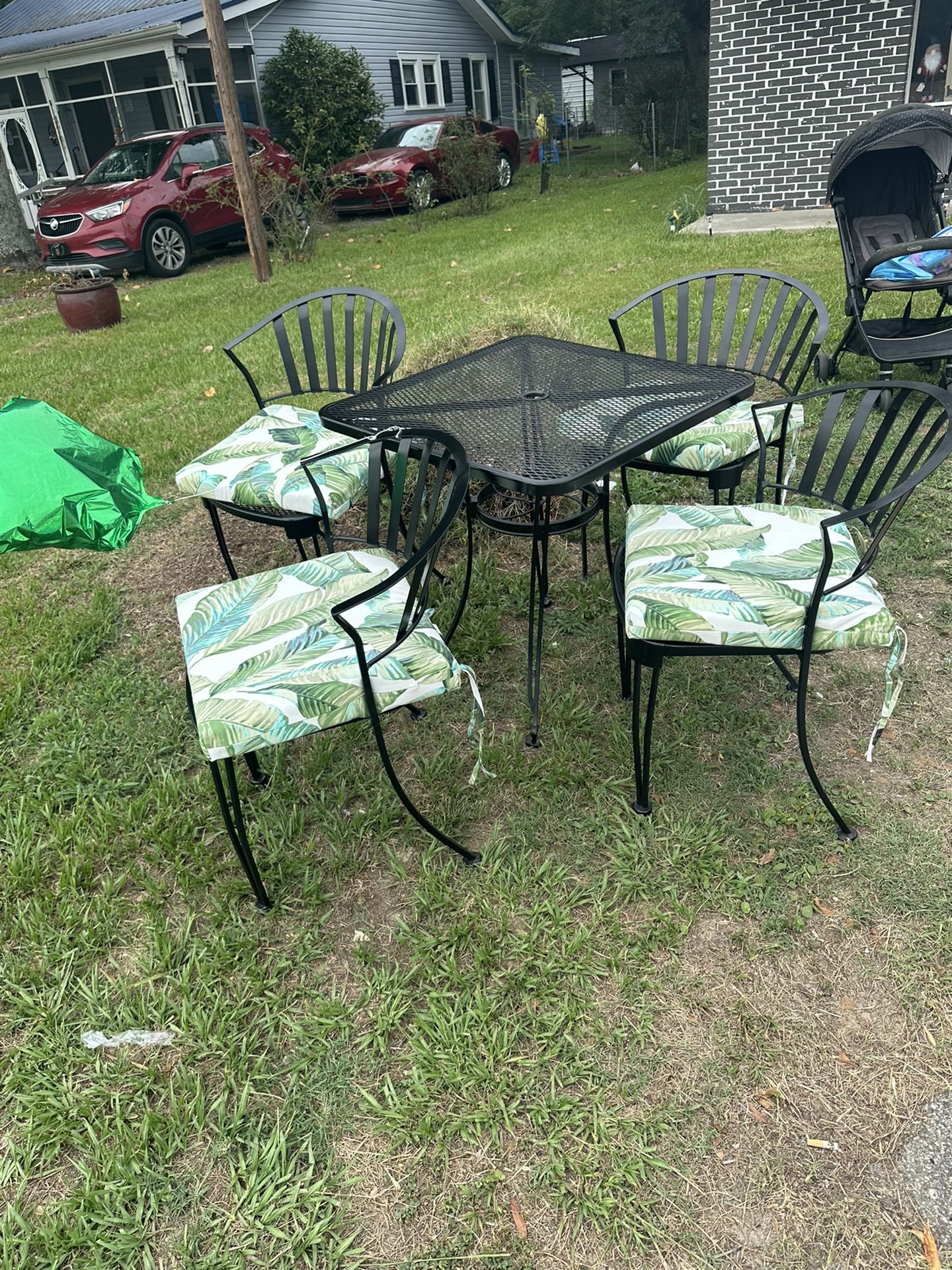 Black Cast Iron Table Set